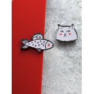 Комплект брошей из двух "Кот и рыбка"
